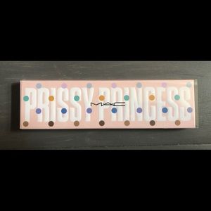 MAC Prissy Princess eyeshadow palette